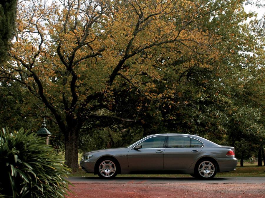  BMW 760Li 2003 года  (AU) (фото 12 из 12)
